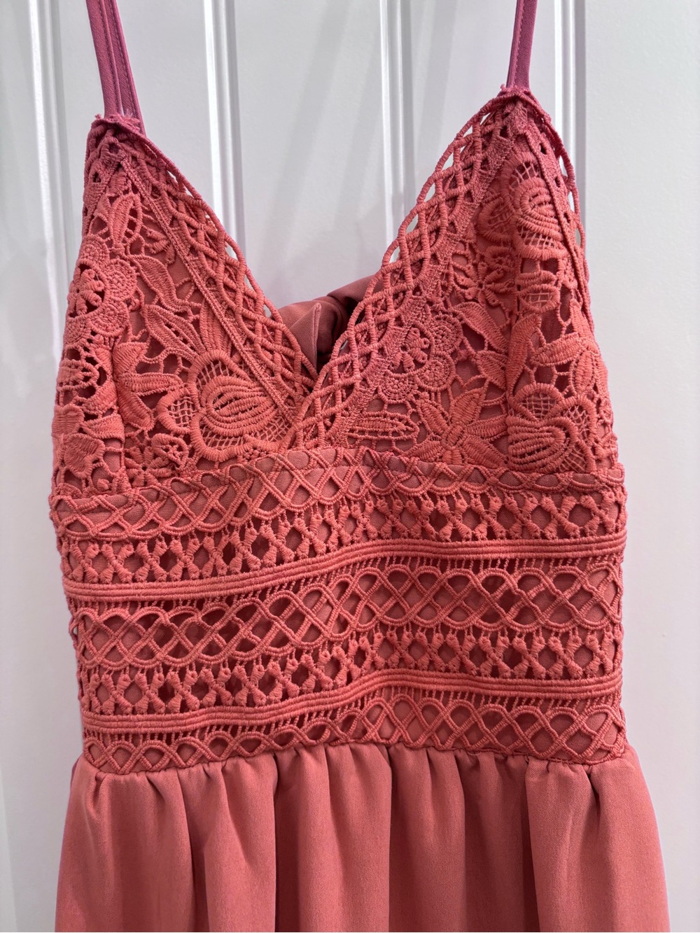 Pink Lace-Top Tiered Midi Dress - Picture 4 of 5